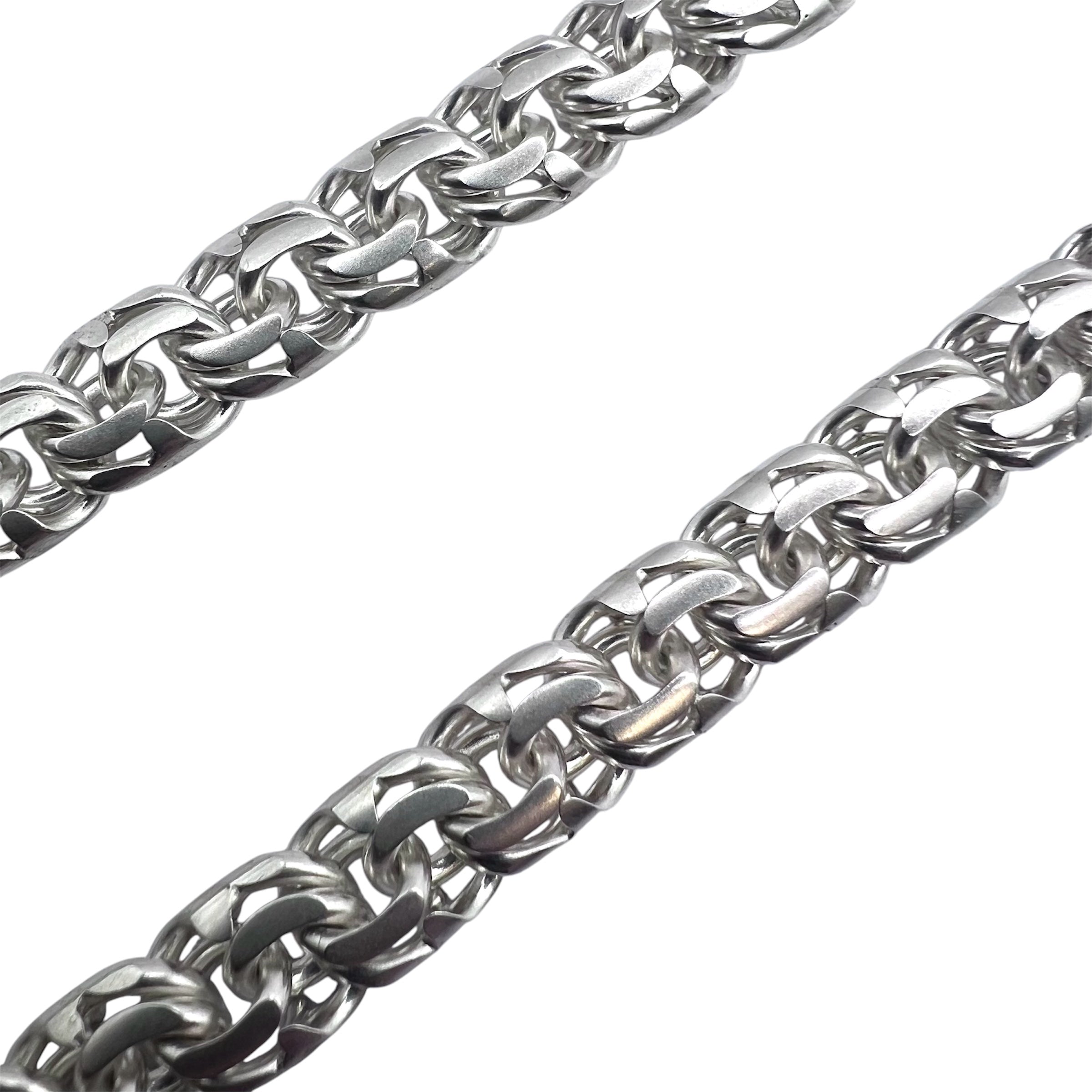 Bismarсk matte box chain