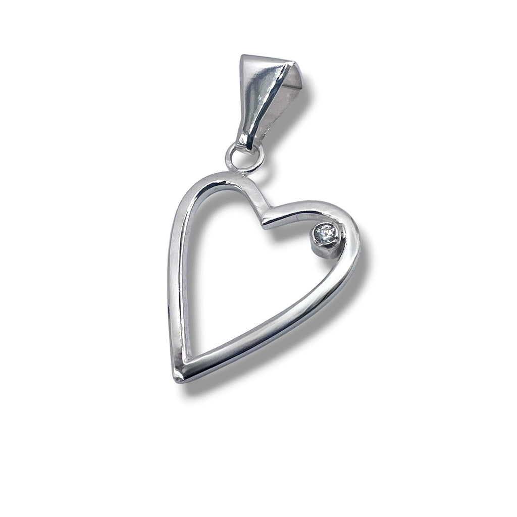 Heart-shaped pendant with a 2.5 mm Swarovski stone